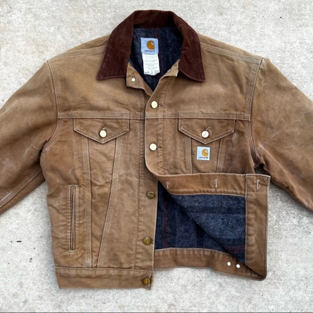 Vintage Carhartt J09 Jacket size small; MADE IN USA